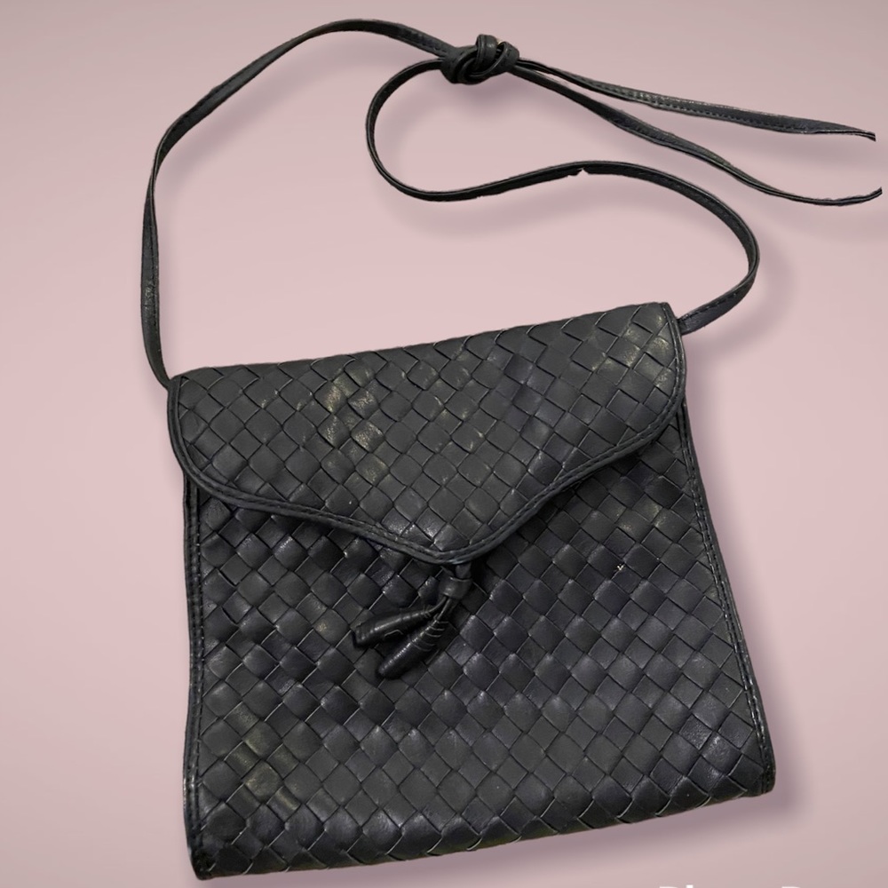 Vintage Black Leather Aspects Purse